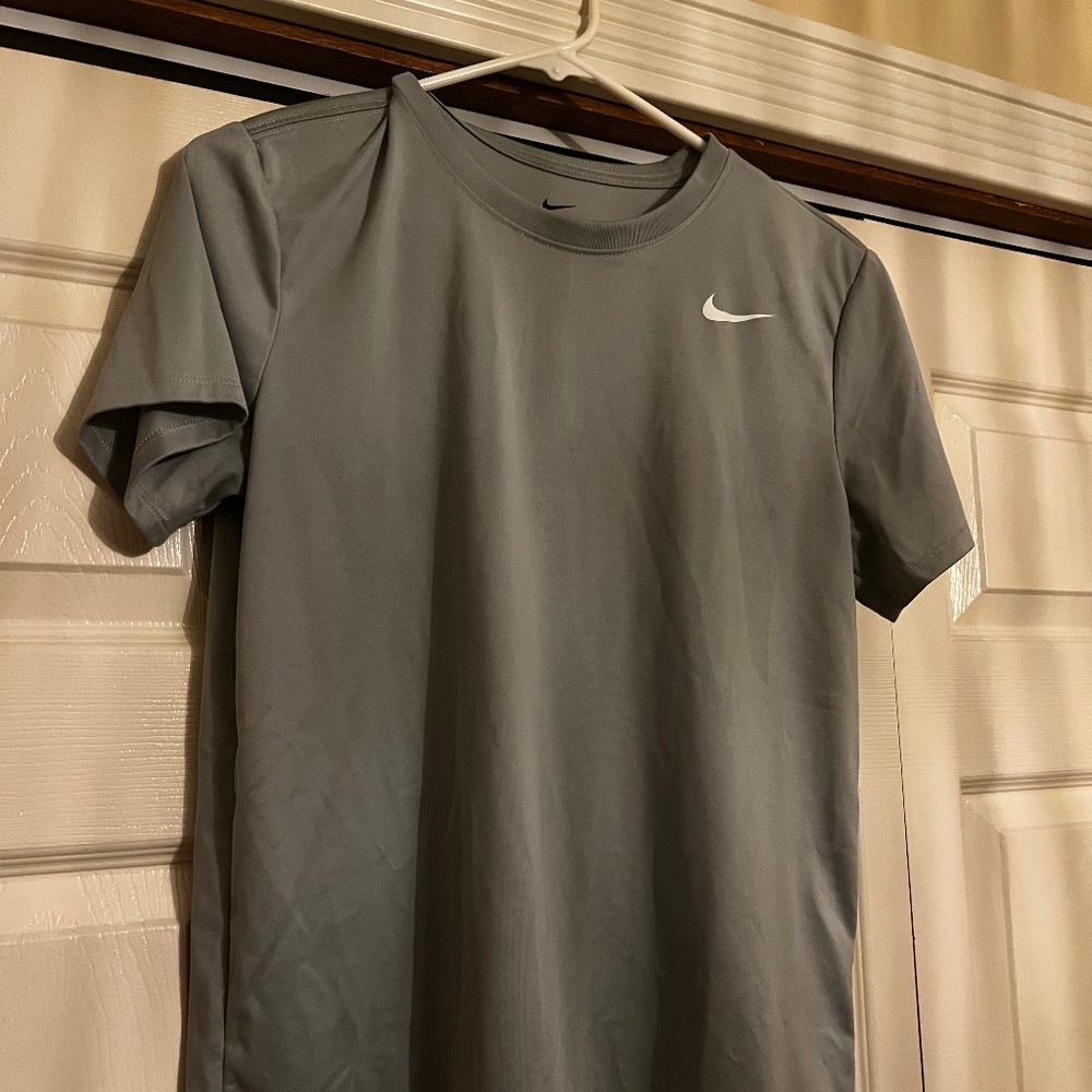 Nike Women’s Dri-fit Shirt